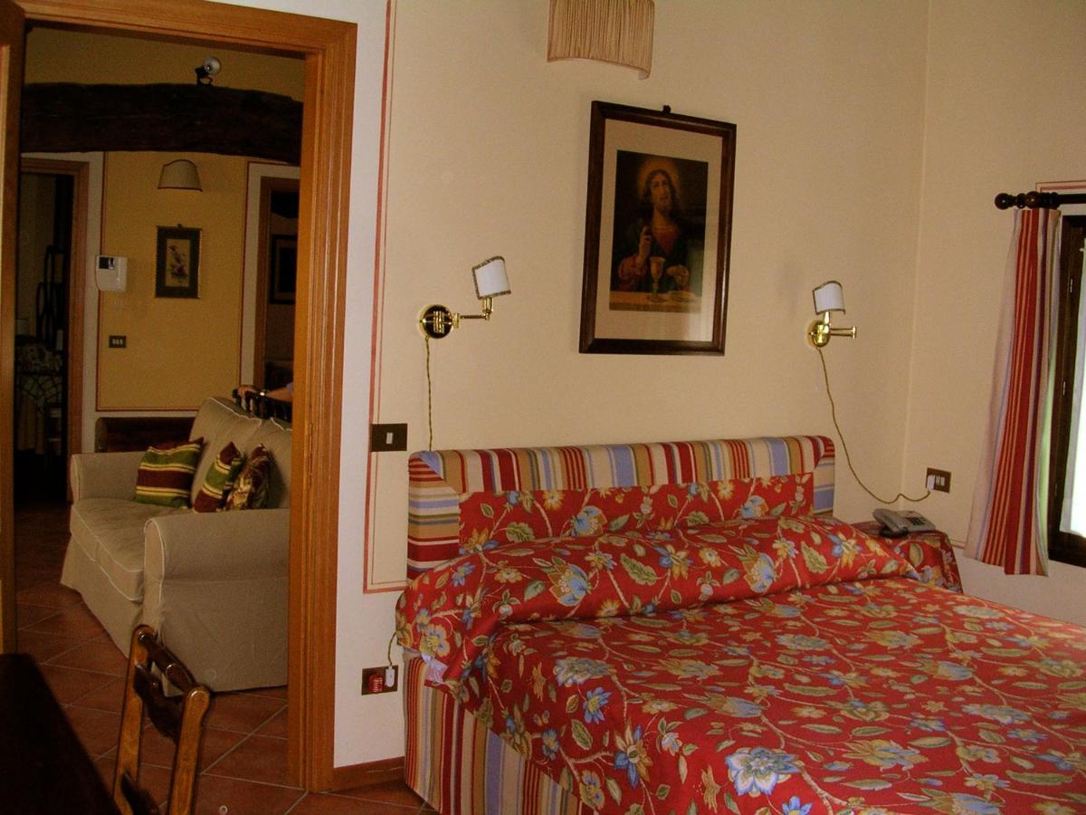 Agriturismo Corte Bebbi Bibbiano  Eksteriør bilde